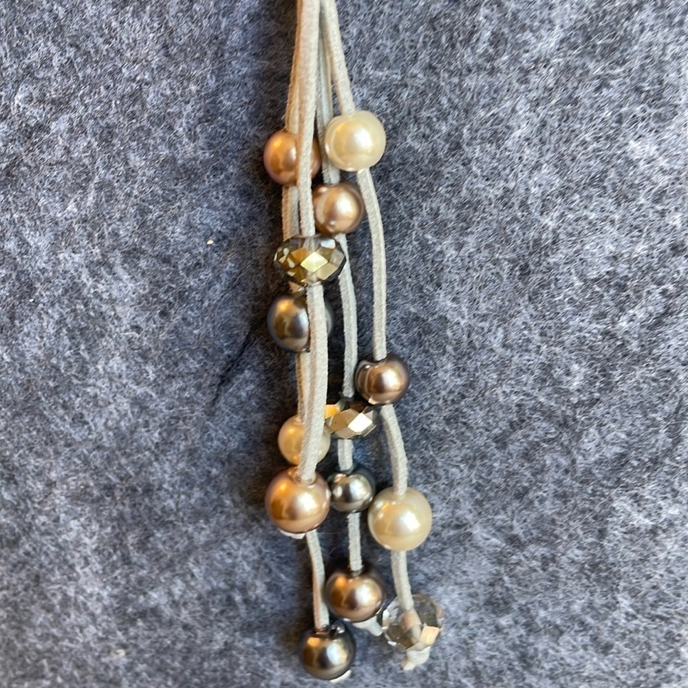 Versona Necklace NWT, leather double strand with tassel beads and pearls spaced